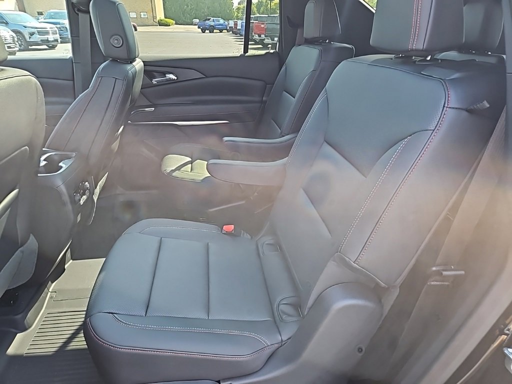 2026 Chevrolet Traverse Z71 photo 23