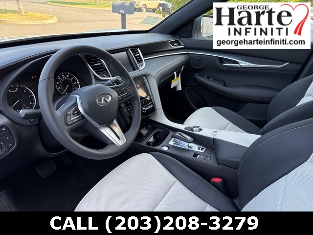 2025 Infiniti QX55 Luxe photo 18
