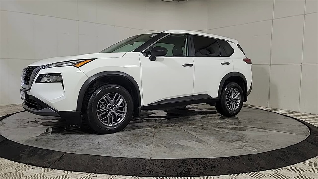 2023 NISSAN ROGUE - Image 5