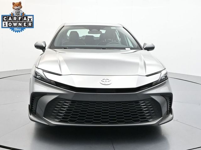 2025 Toyota Camry SE photo 2