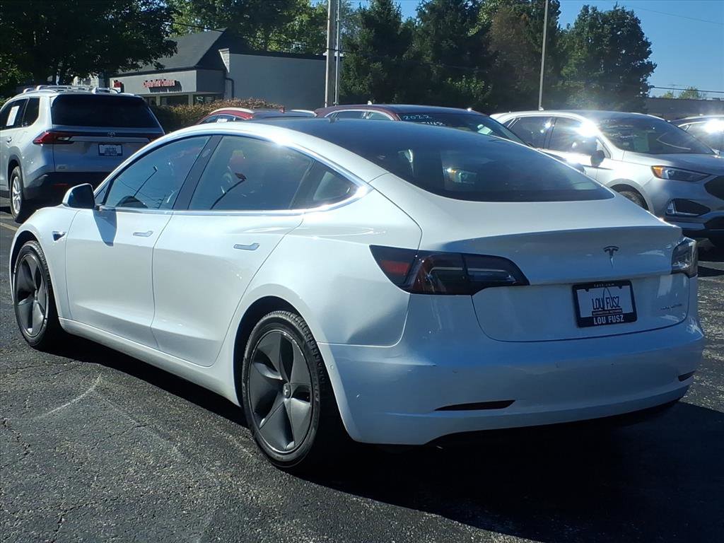 2019 Tesla Model 3 Long Range photo 11