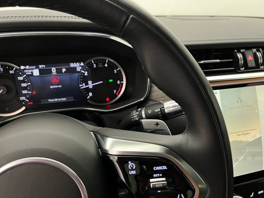 2022 Jaguar F-PACE P250 S photo 25