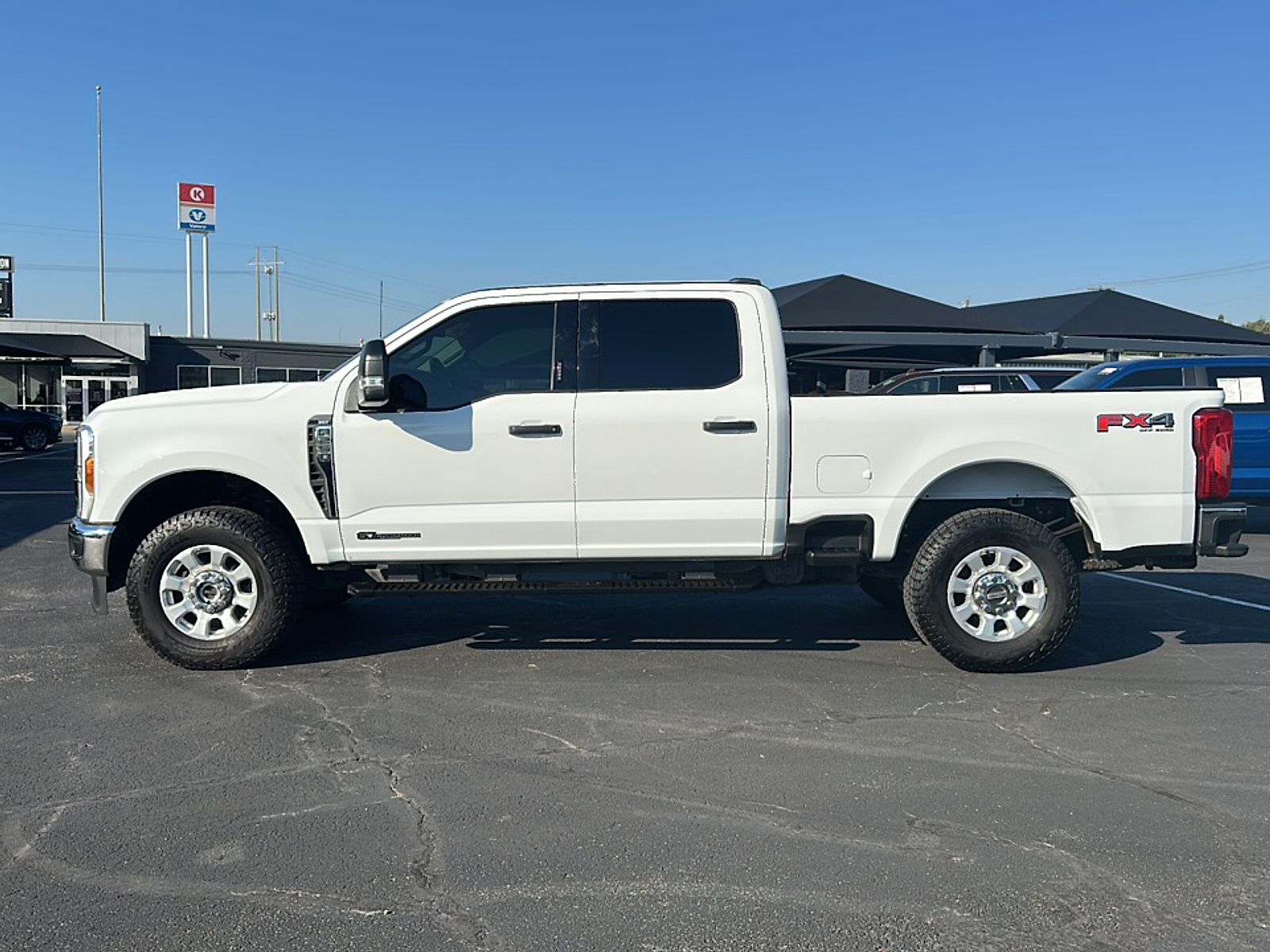 2024 Ford F-250 XLT photo 2