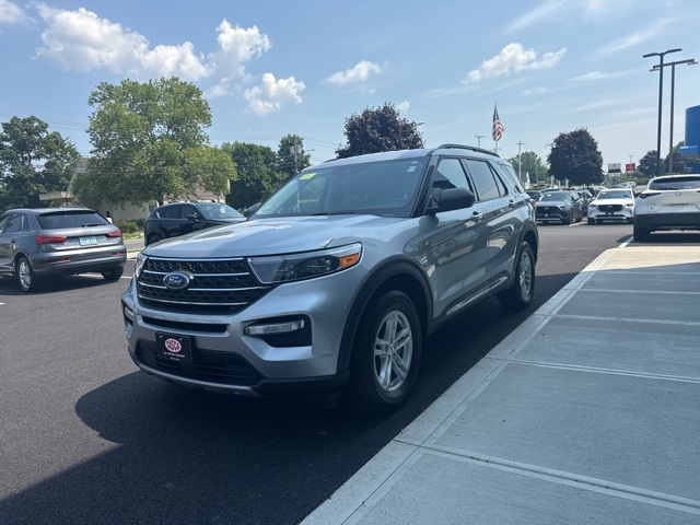 2022 Ford Explorer XLT photo 3