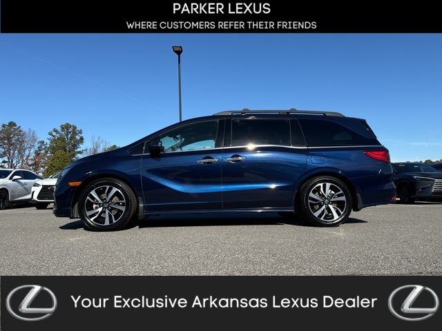 2018 Honda Odyssey Elite's photo