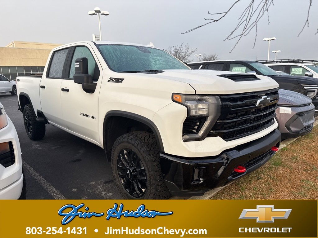 2026 Chevrolet Silverado HD LTZ's photo