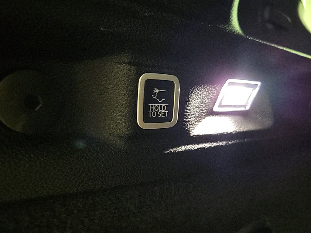 2024 JEEP GRAND CHEROKEE L - Image 22