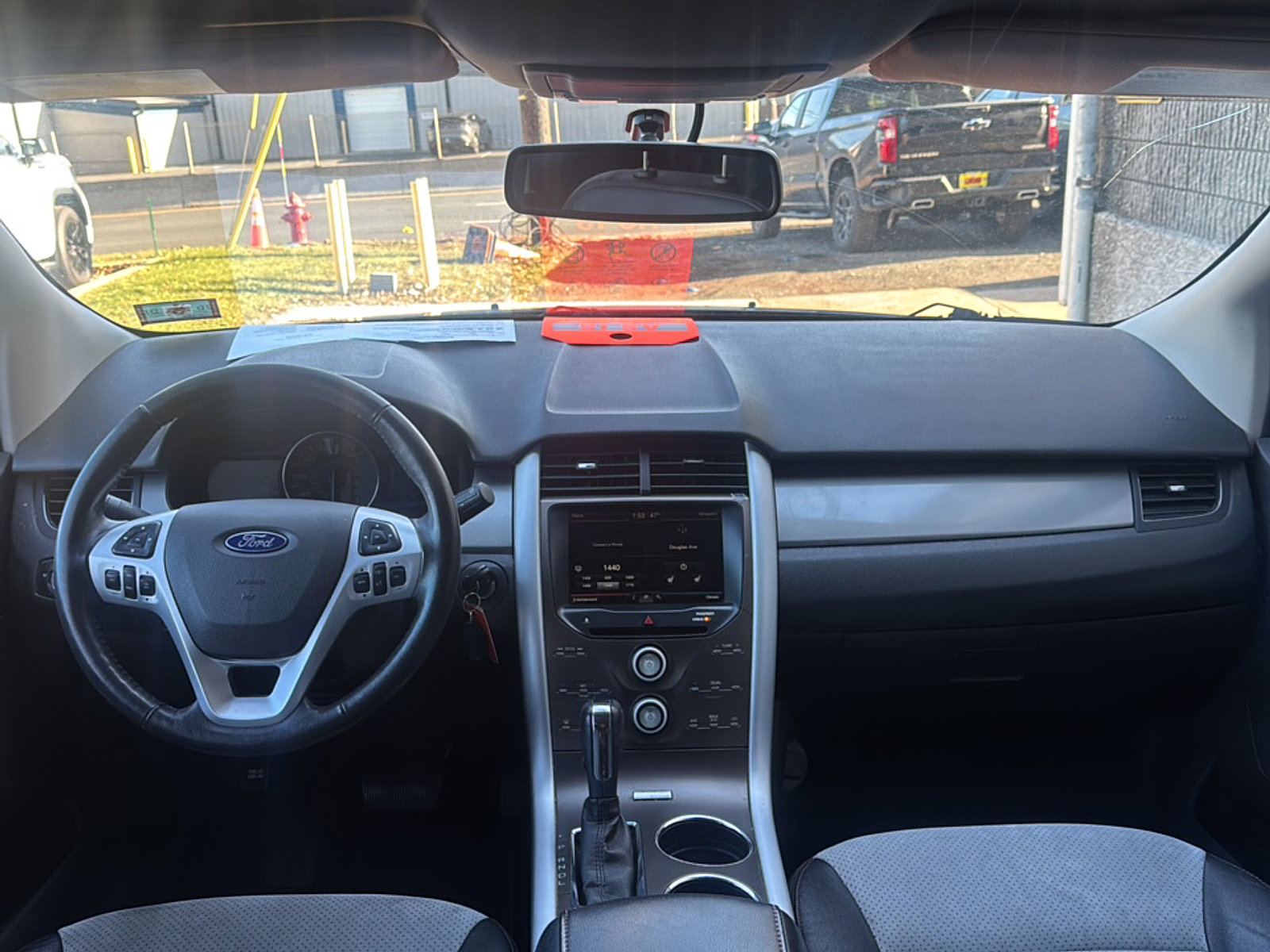 2014 Ford Edge SEL photo 4