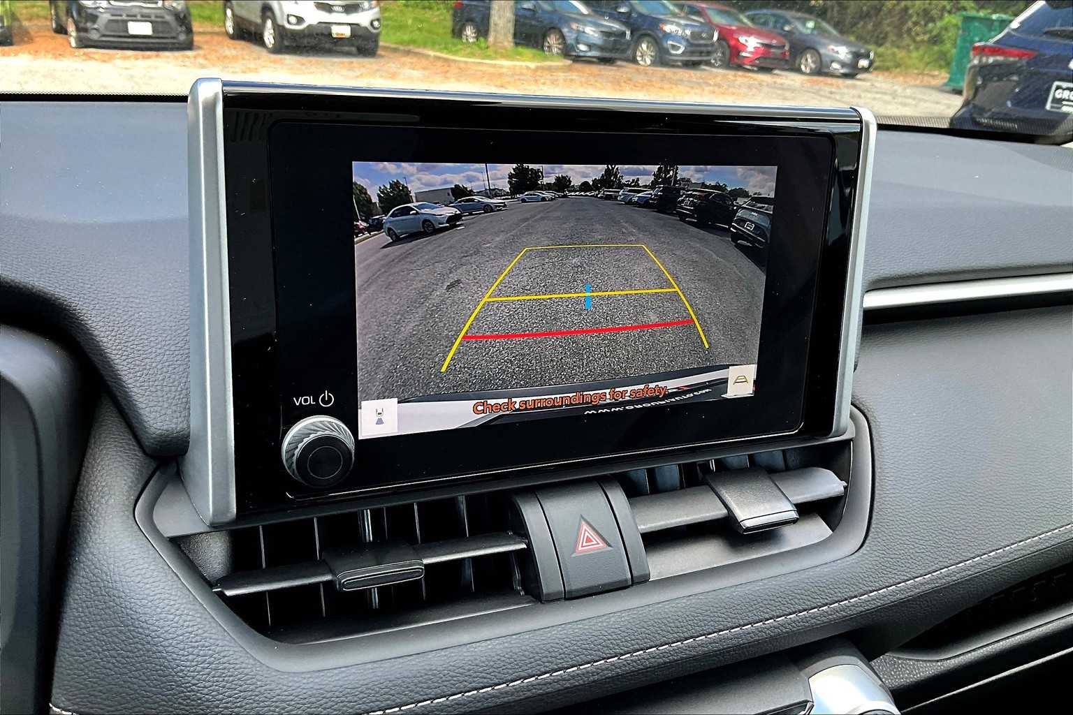 2024 Toyota RAV4 LE photo 24
