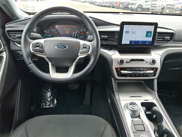 2022 Ford Explorer XLT photo 8