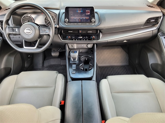 2022 Nissan Rogue SV photo 14