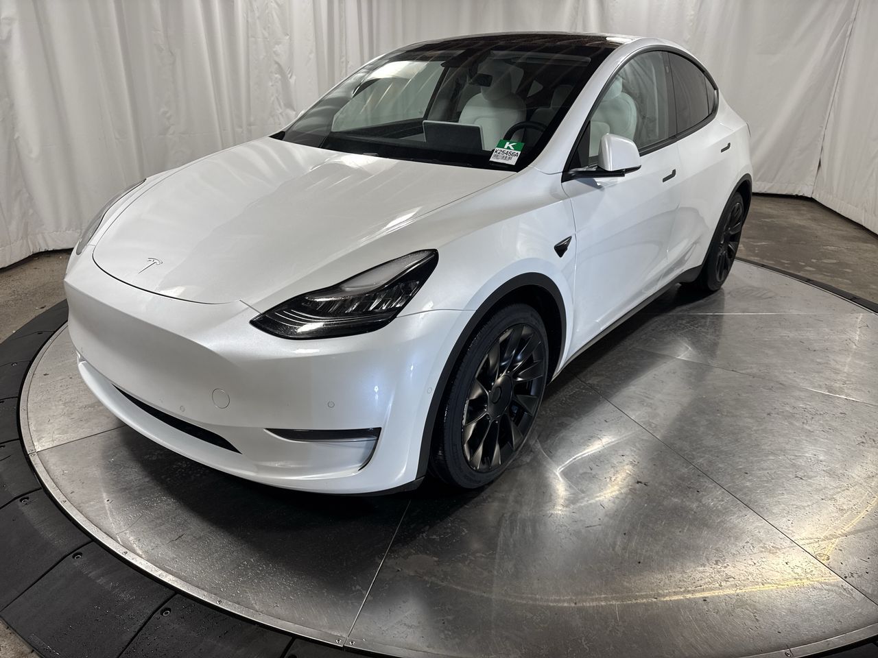 2021 Tesla Model Y Long Range's photo