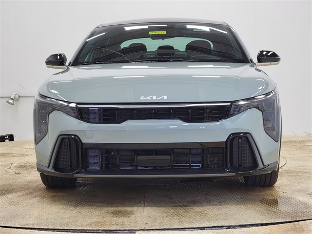 2025 Kia K4 GT-Line photo 9