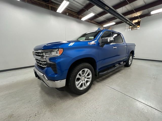 2022 Chevrolet Silverado 1500 LTZ photo 2