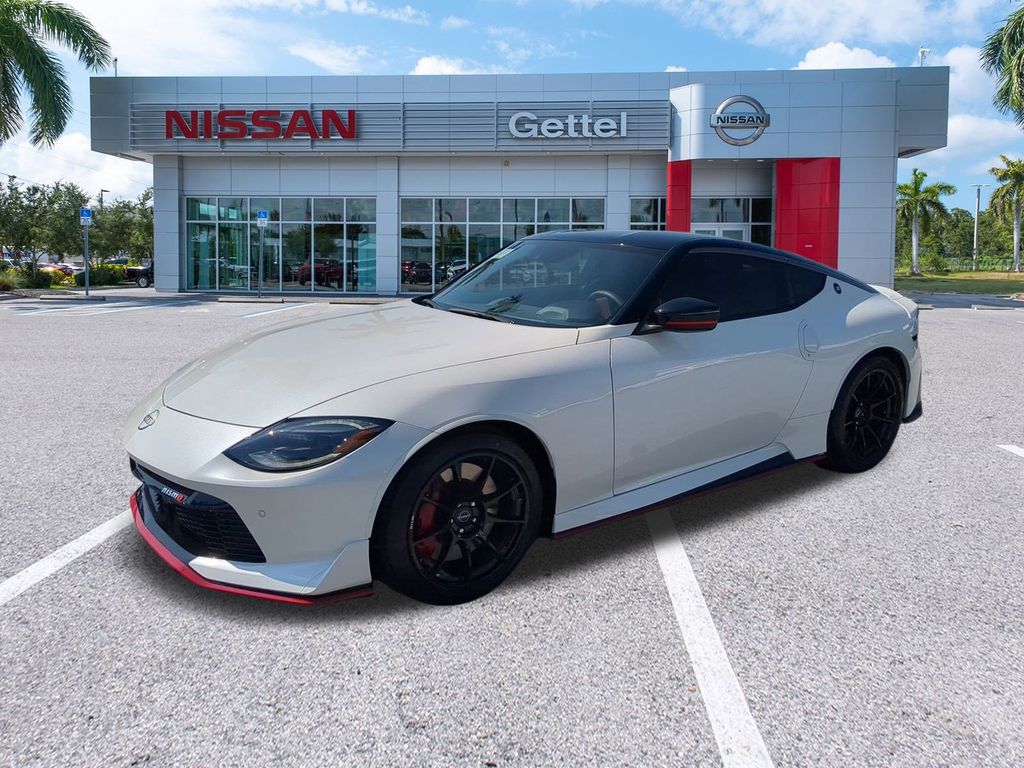2025 Nissan Z Nismo photo 2