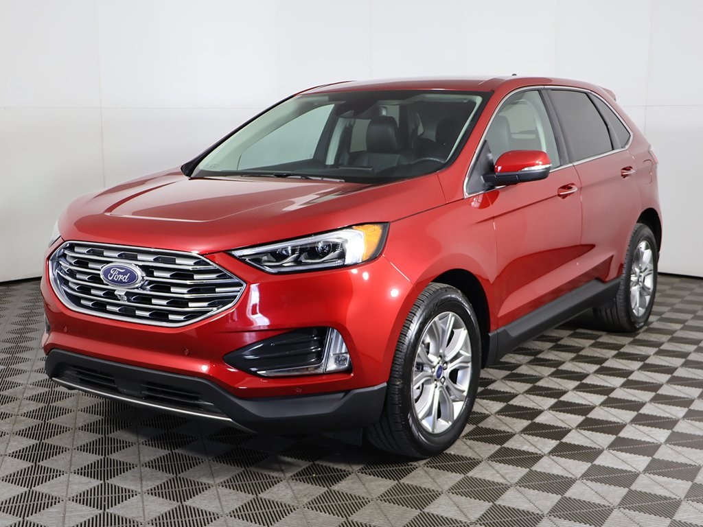 2022 Ford Edge Titanium photo 7