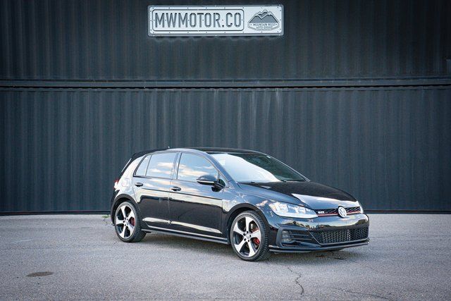 2018 Volkswagen Golf GTI S's photo