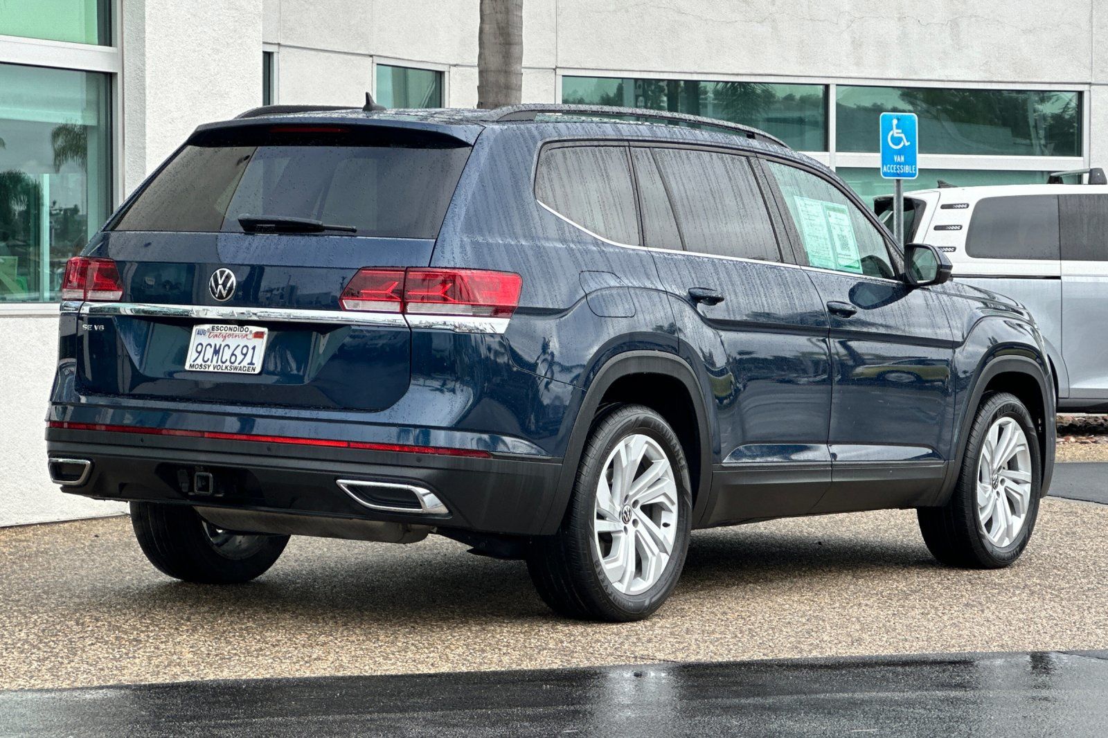 2022 Volkswagen Atlas V6 SE Technology photo 4