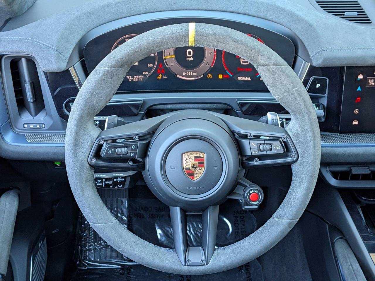 2024 Porsche Cayenne Turbo GT photo 12