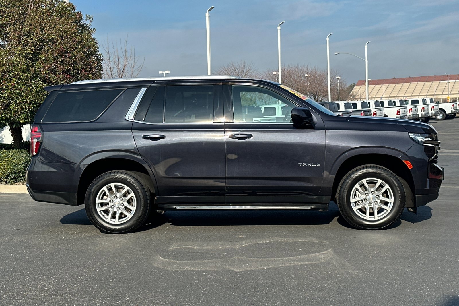 2023 Chevrolet Tahoe LT photo 3