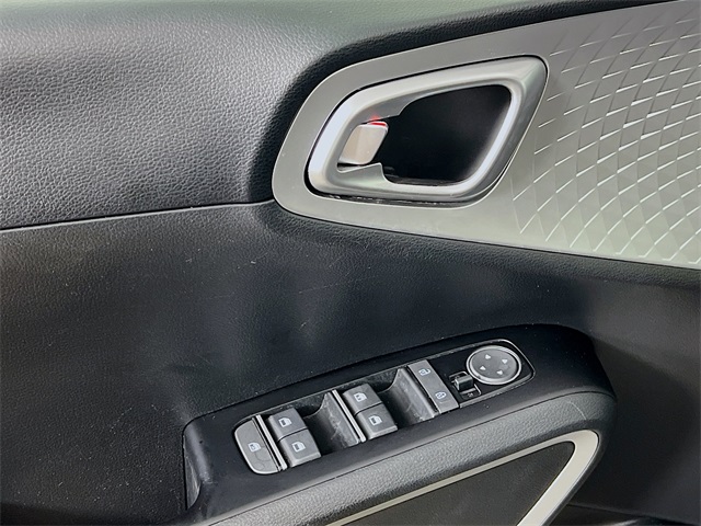 2023 Kia Soul LX photo 9