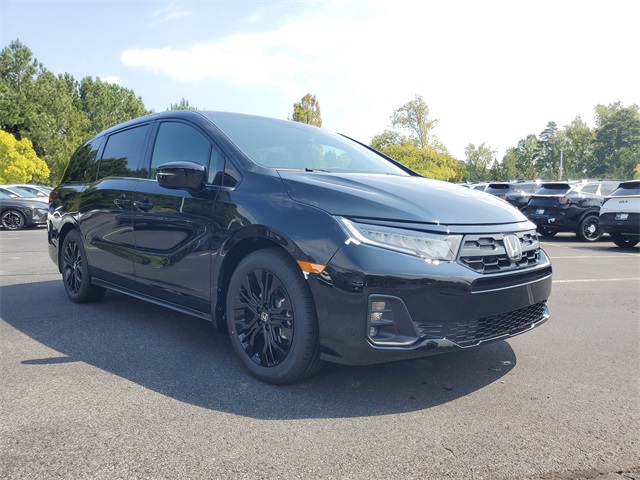 2026 Honda Odyssey photo 2