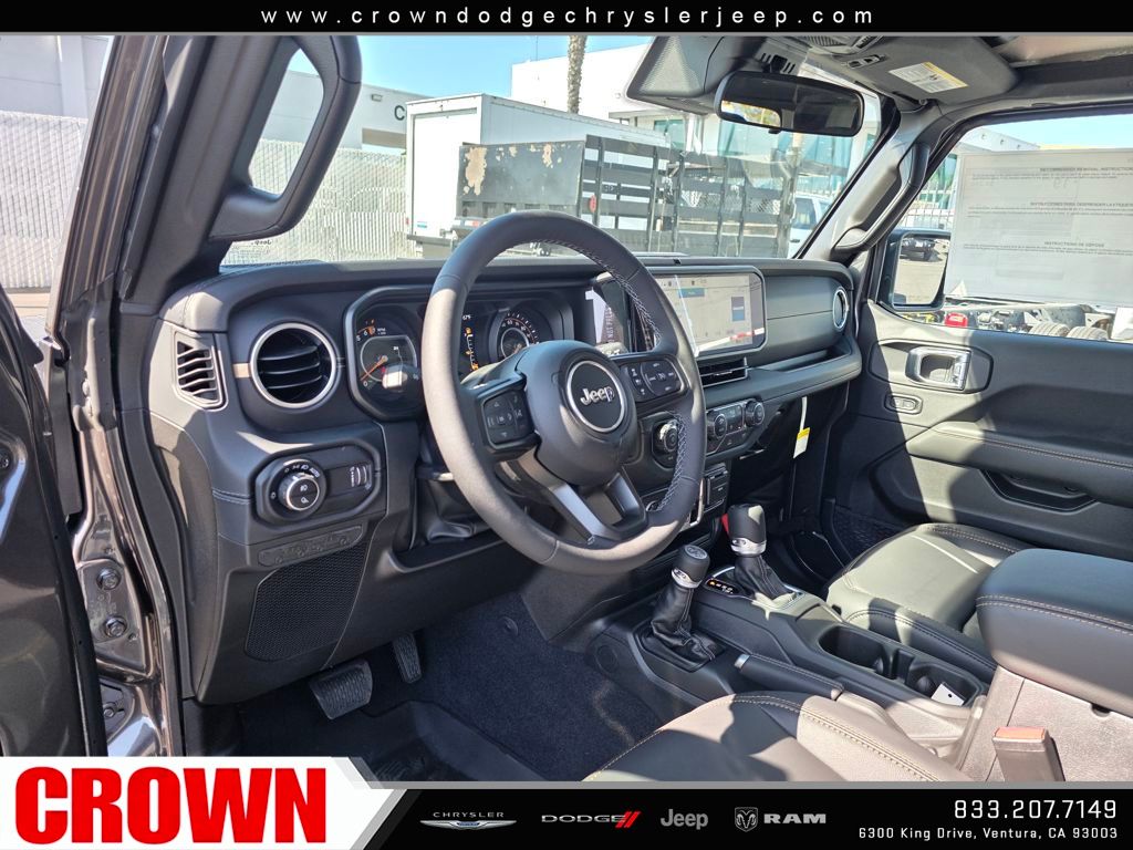 2025 Jeep Gladiator Sport photo 17