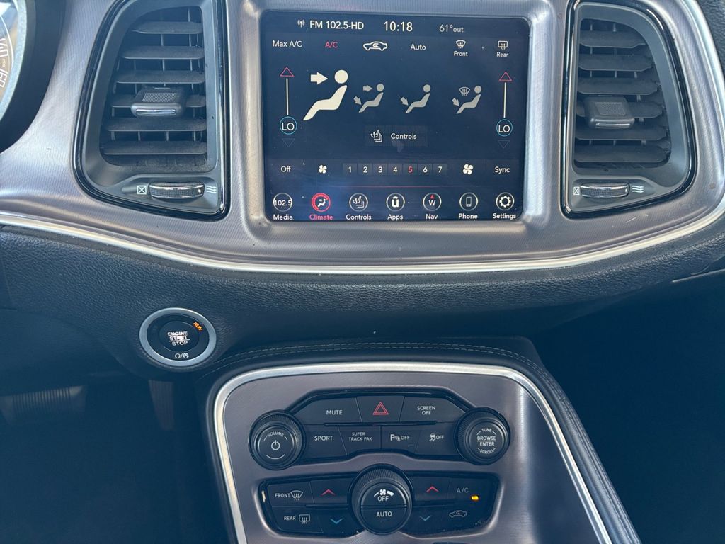 2021 Dodge Challenger R/T photo 21