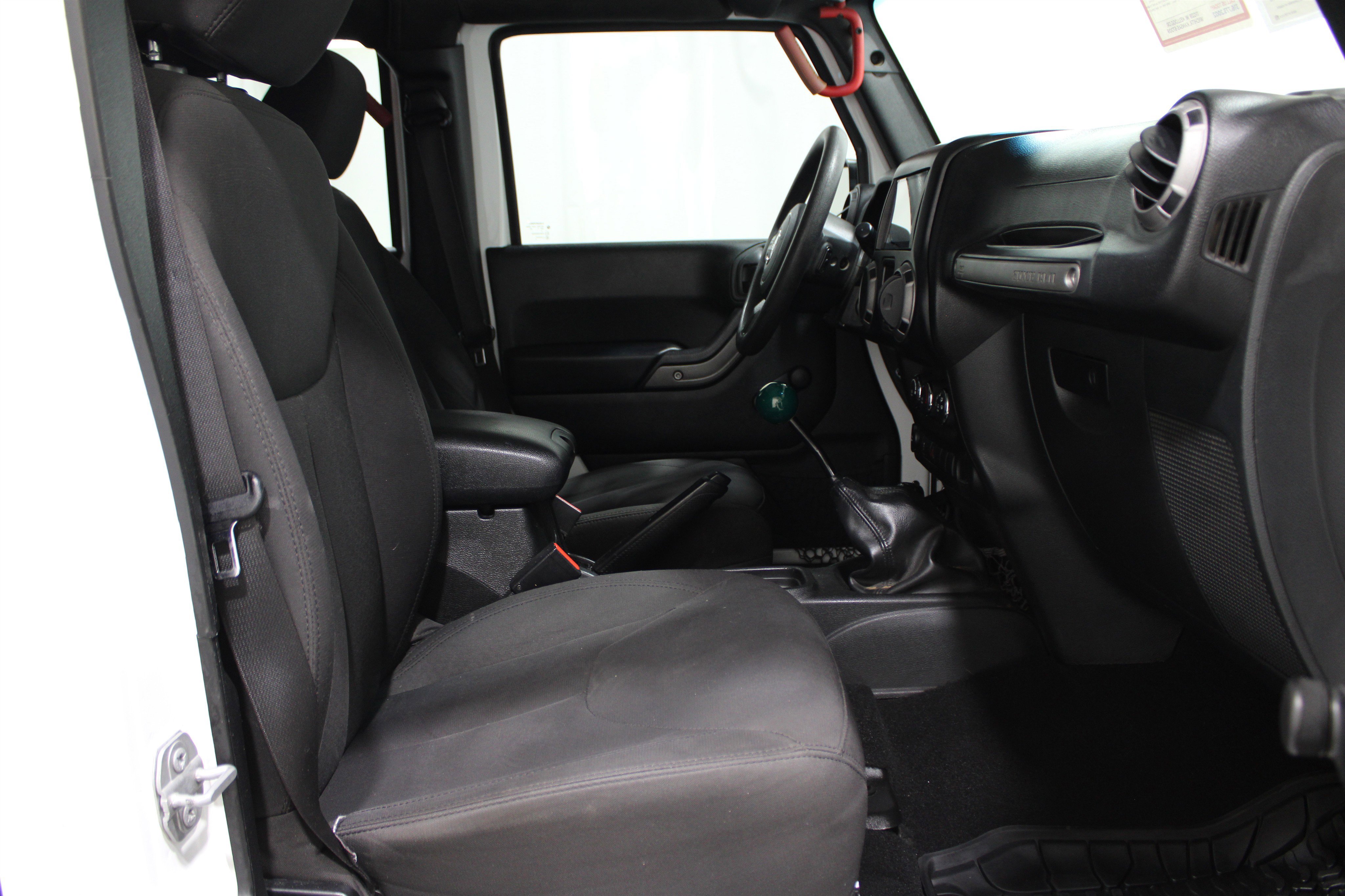 2017 Jeep Wrangler Unlimited Sport photo 11