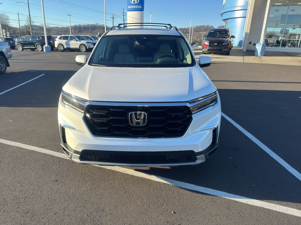 2024 Honda Pilot Touring's photo