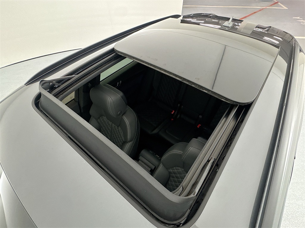 2024 Audi SQ5 Prestige photo 22