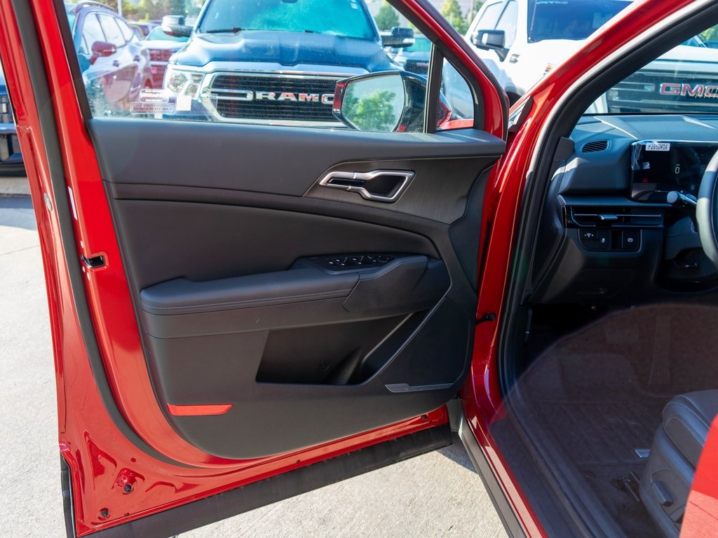 2026 Kia Sportage X-Line photo 15