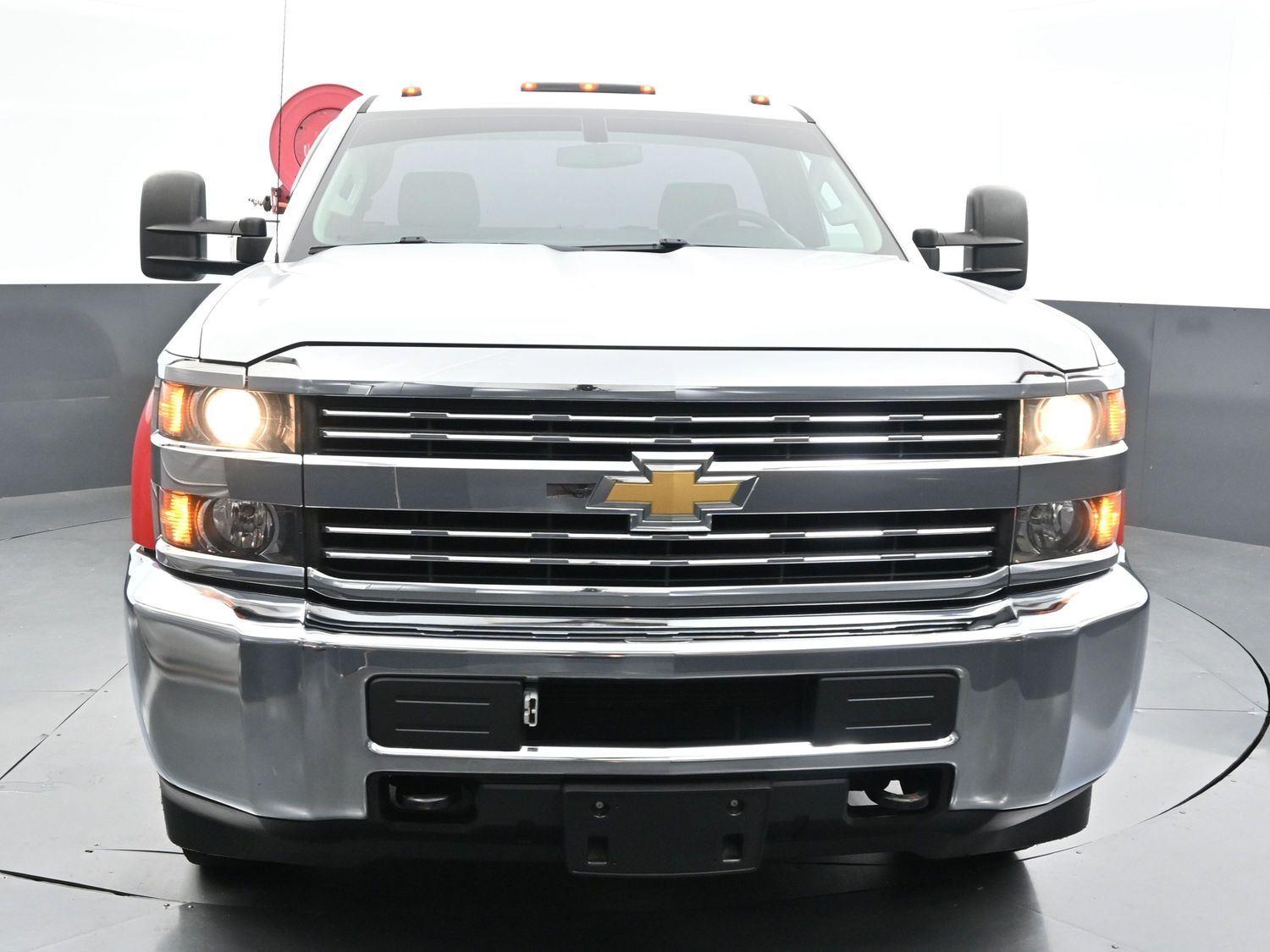 2016 Chevrolet Silverado 3500HD Work Truck photo 2