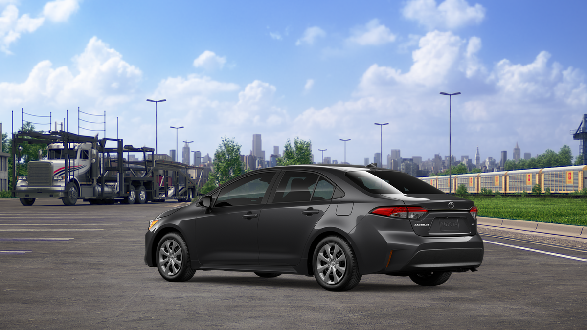 2026 Toyota Corolla LE photo 5