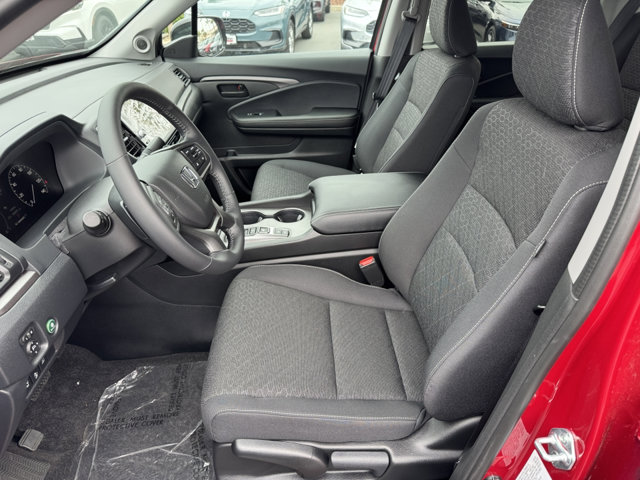 2025 Honda Ridgeline Sport photo 2