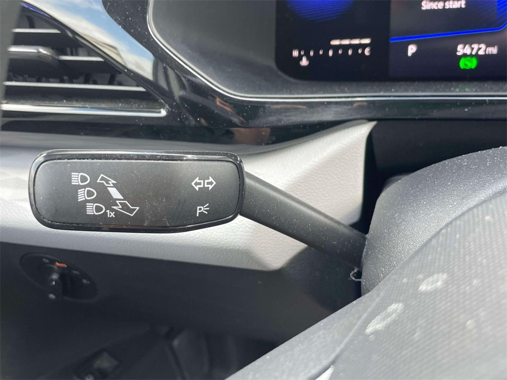 2022 Volkswagen Taos S photo 15