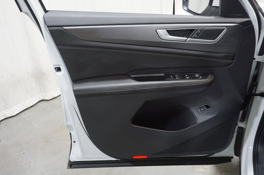 2025 Volkswagen Atlas Cross Sport SE Technology photo 25
