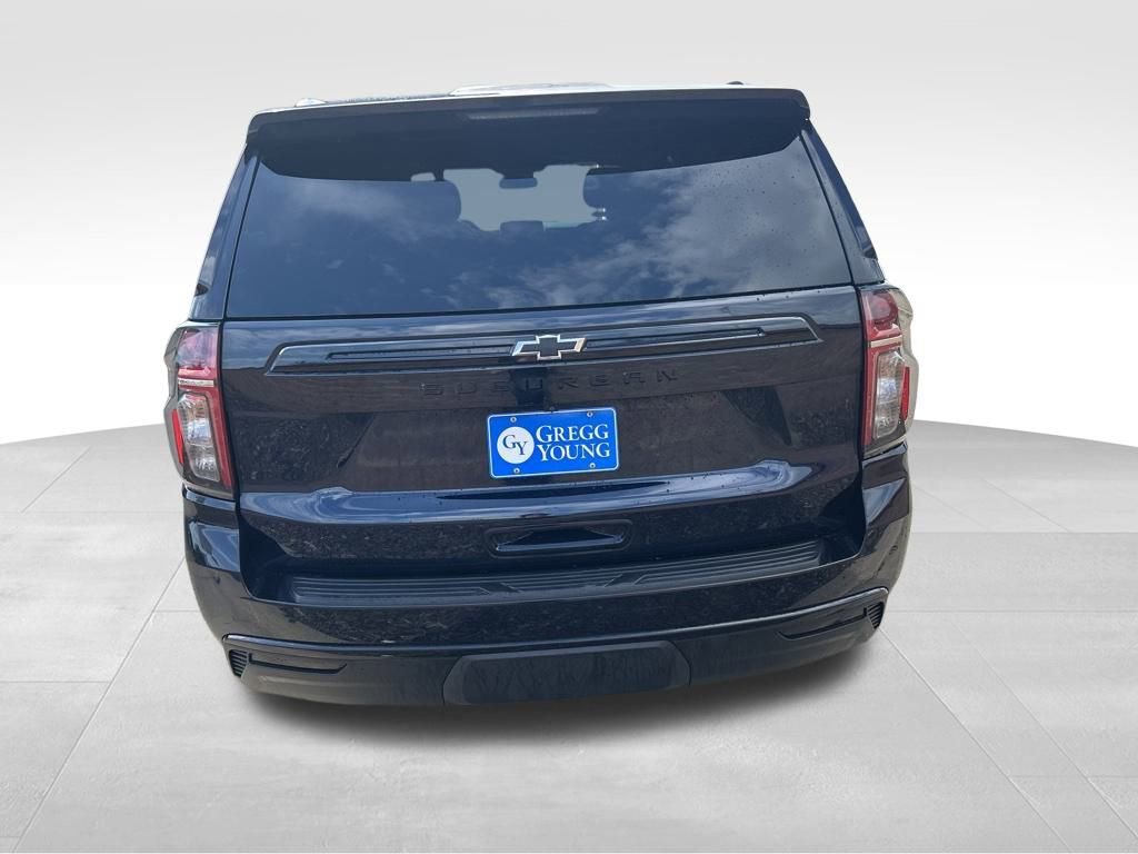 2024 Chevrolet Suburban RST photo 4