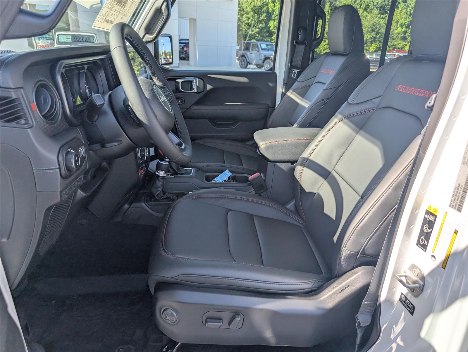 2025 Jeep Gladiator Rubicon photo 10