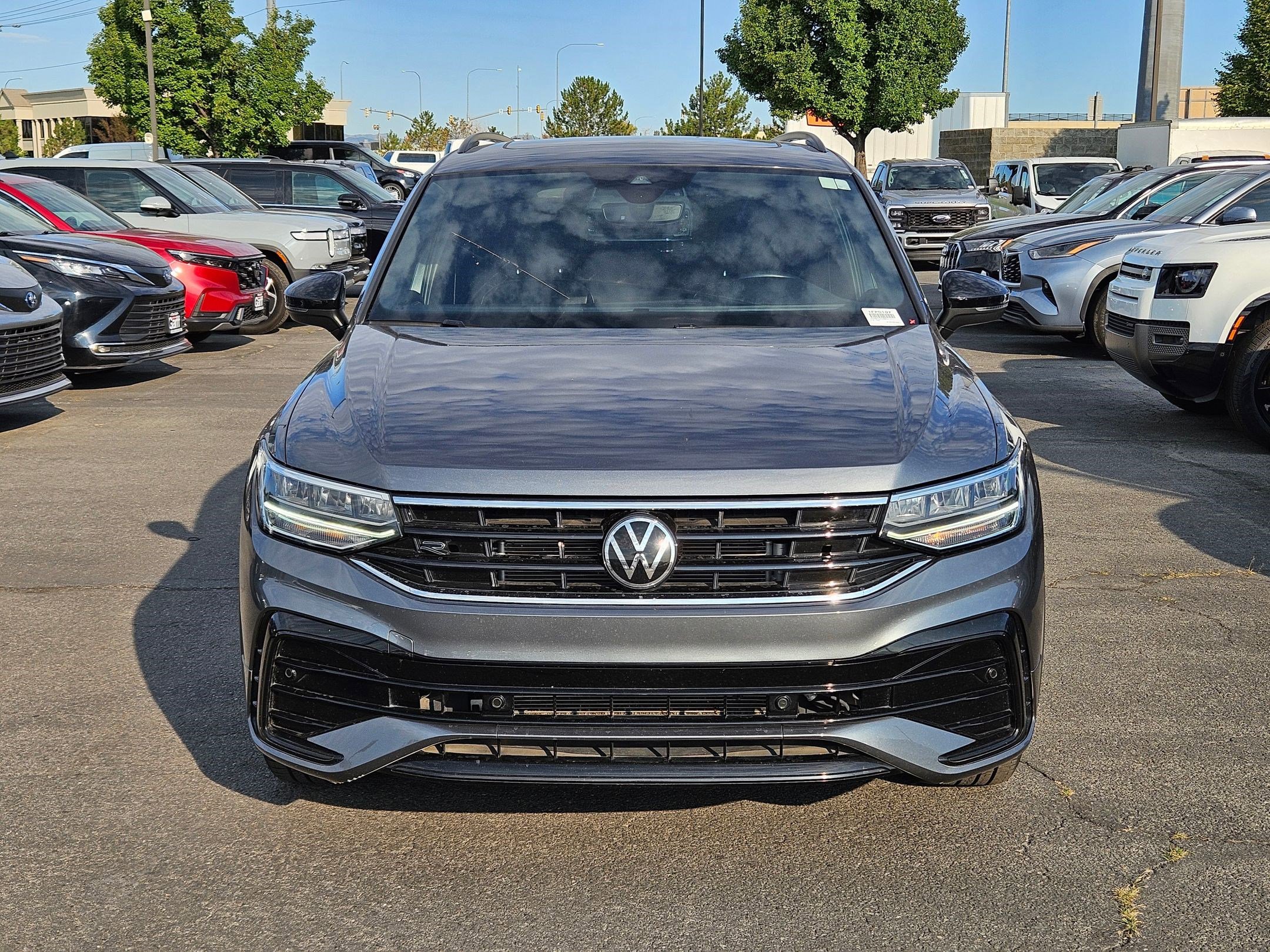 2023 Volkswagen Tiguan SE R-Line Black photo 7