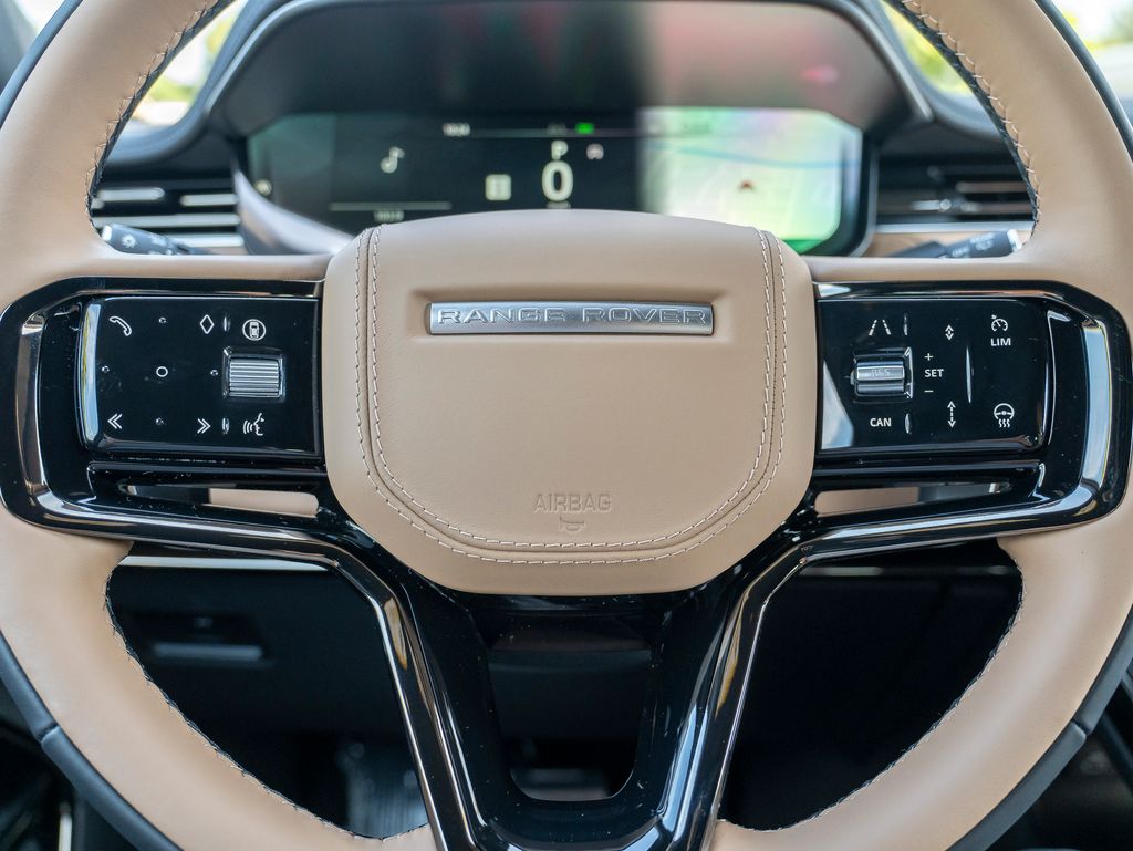 2025 Land Rover Range Rover Sport SE photo 13