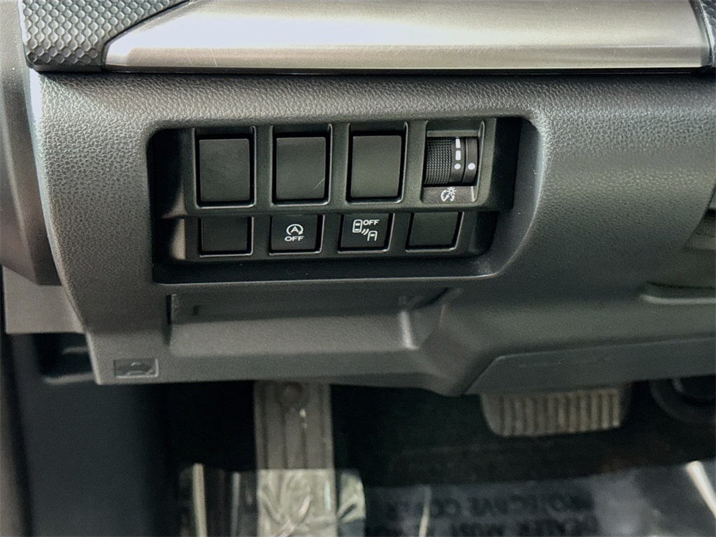 2020 Subaru Forester Premium photo 40
