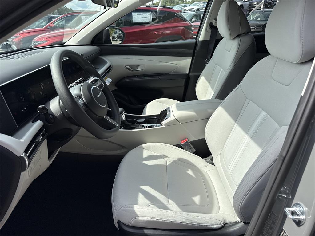 2026 Hyundai Tucson SEL photo 10