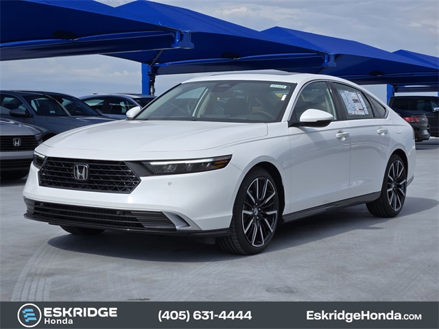 2025 Honda Accord Hybrid Touring photo 2