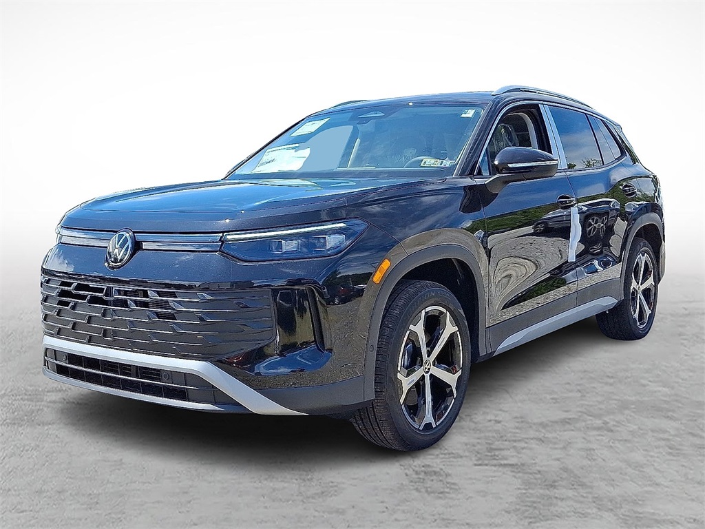 2025 Volkswagen Tiguan SE photo 2