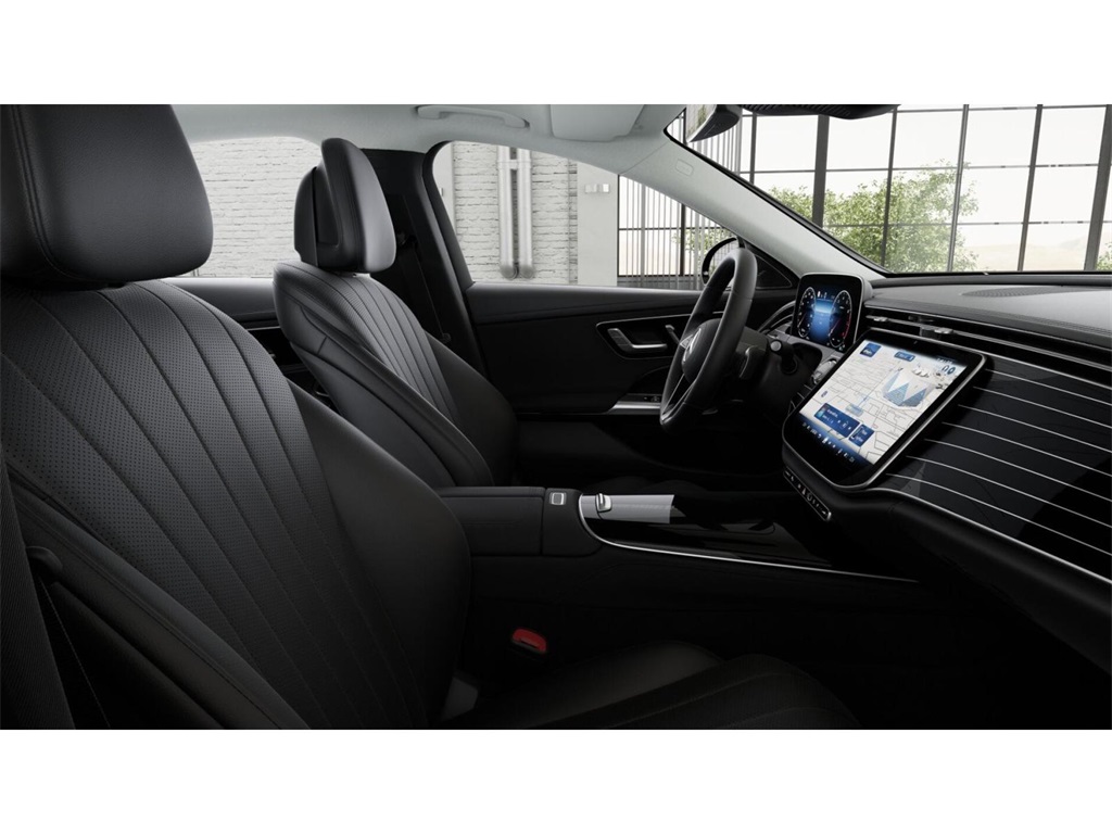 2026 Mercedes Benz E 350 4MATIC Sedan photo 4