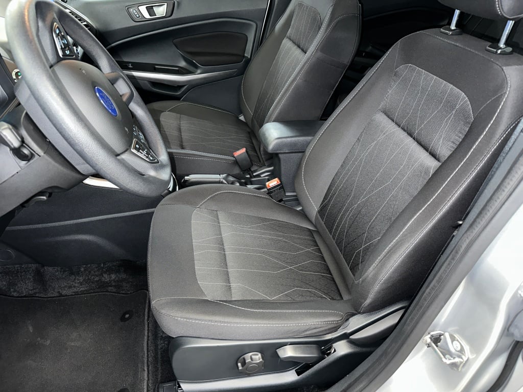2022 Ford EcoSport SE photo 2