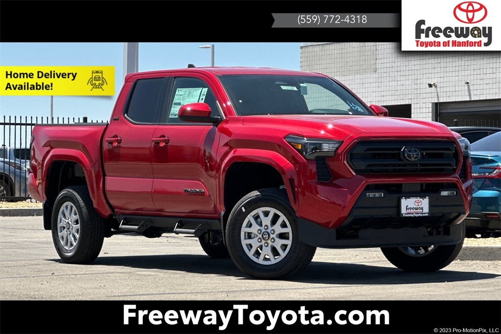 2025 Toyota Tacoma SR5's photo