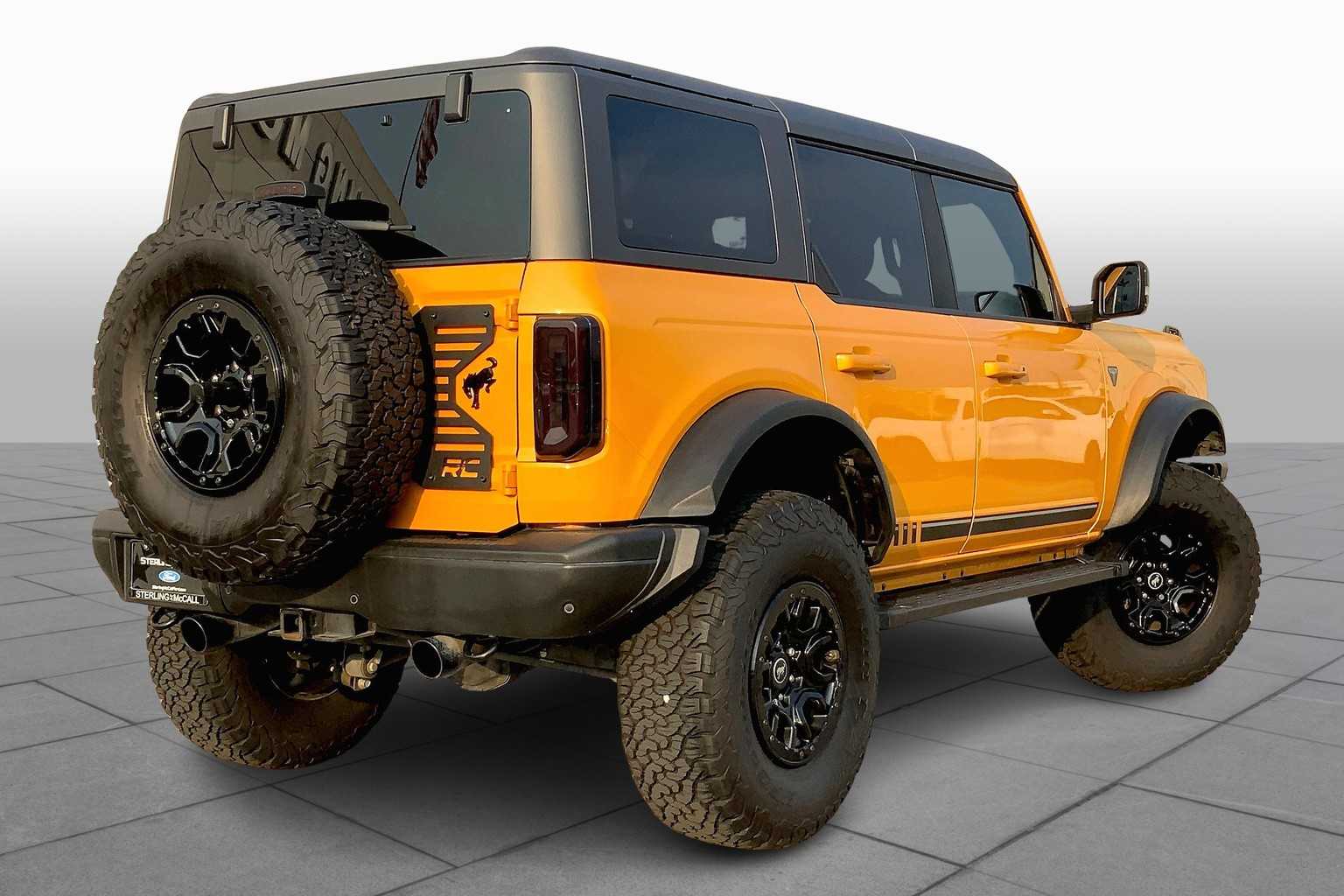 2021 Ford Bronco First Edition photo 24