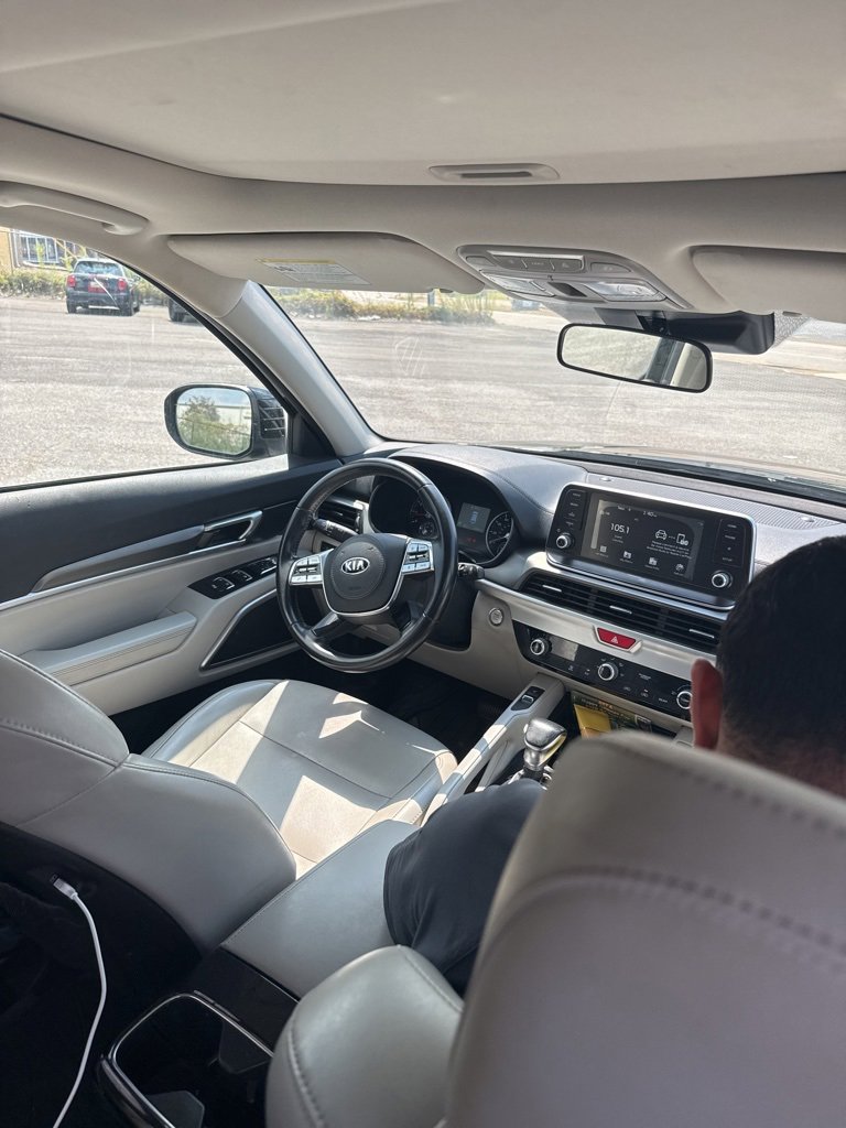 2020 Kia Telluride S photo 12